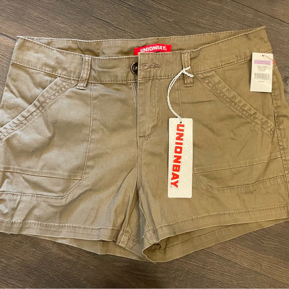 UNIONBAY Women's Khaki Cargo Shorts